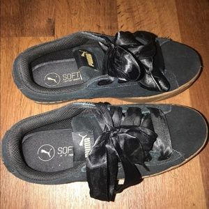 Puma suede Rihanna ribbon lace sneaker